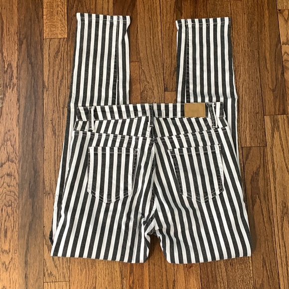 Ruby and Jenna Black and White Striped Jeans - Picture 4 of 4